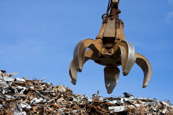 premier metals vs local scrap yards